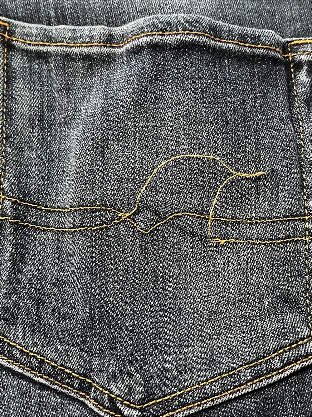 Lucky Brand Men’s Straight Leg Jeans 38x32 Dark Wash | Classic Denim - Picture 12 of 12